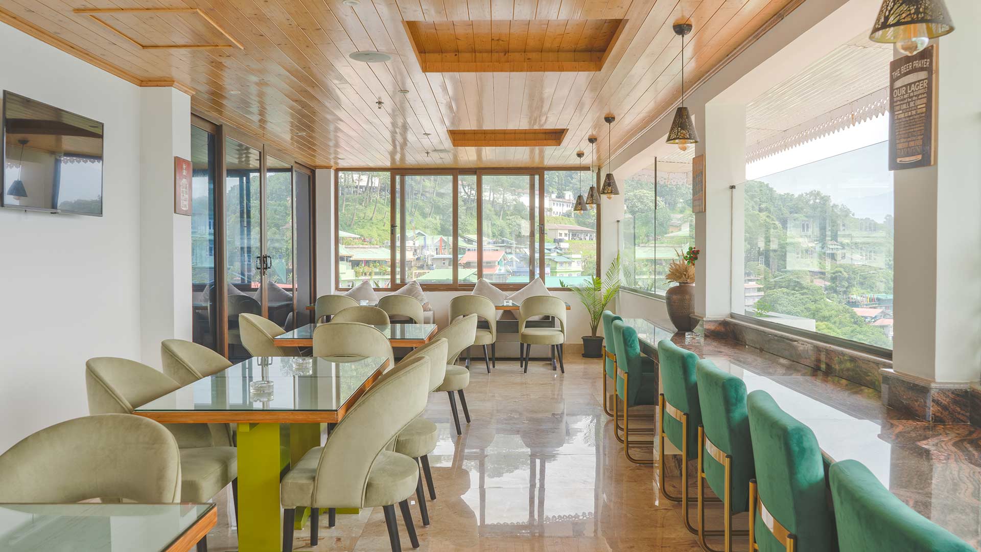 Escape to indulgence at our hotel's exclusive lounge