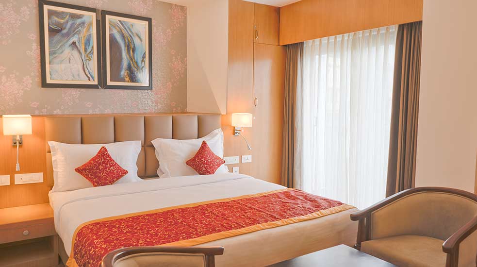 SUITE ROOM